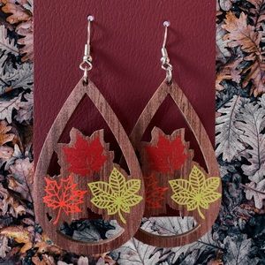Fall Leaves 🍁🍂 Wooden Drop Earrings